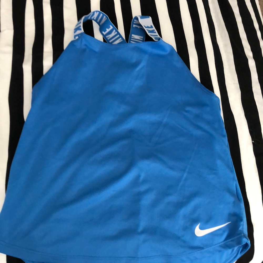 Kids Swiftly tank from Nike